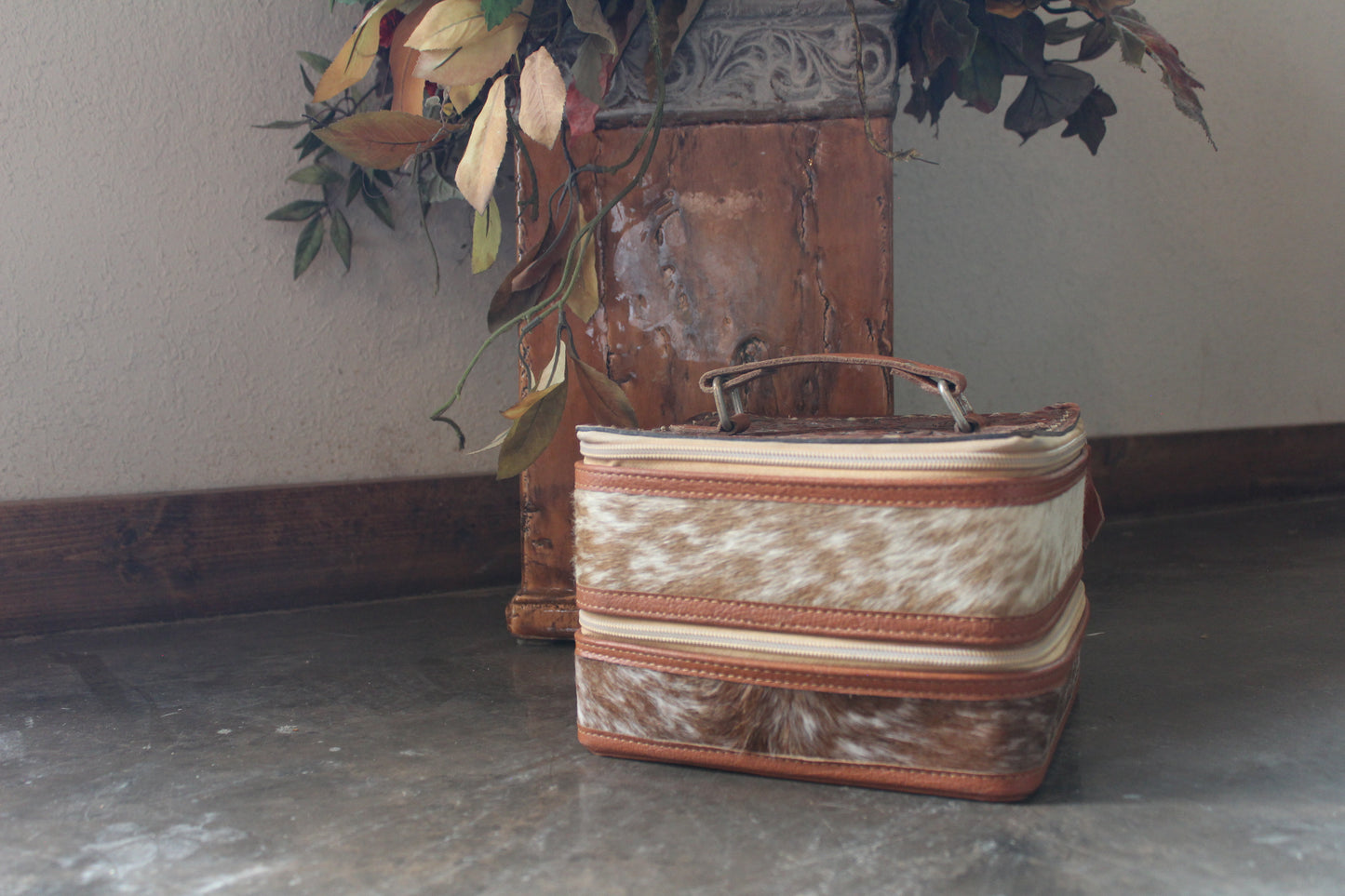 Cowhide Jewelry Holder