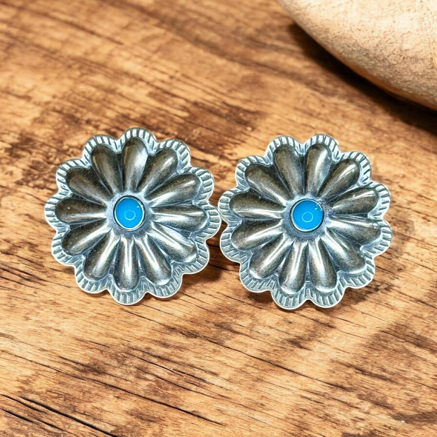 Savannah 3/4 inch studs